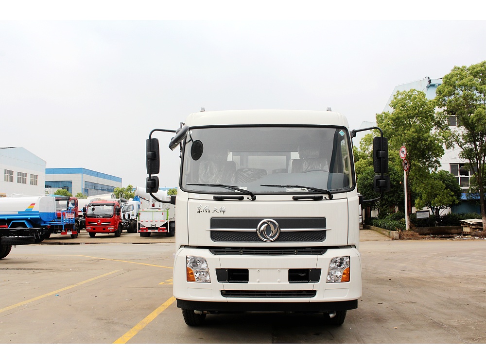 東風天錦抑塵抑塵車國六10立方/50-100米霧炮