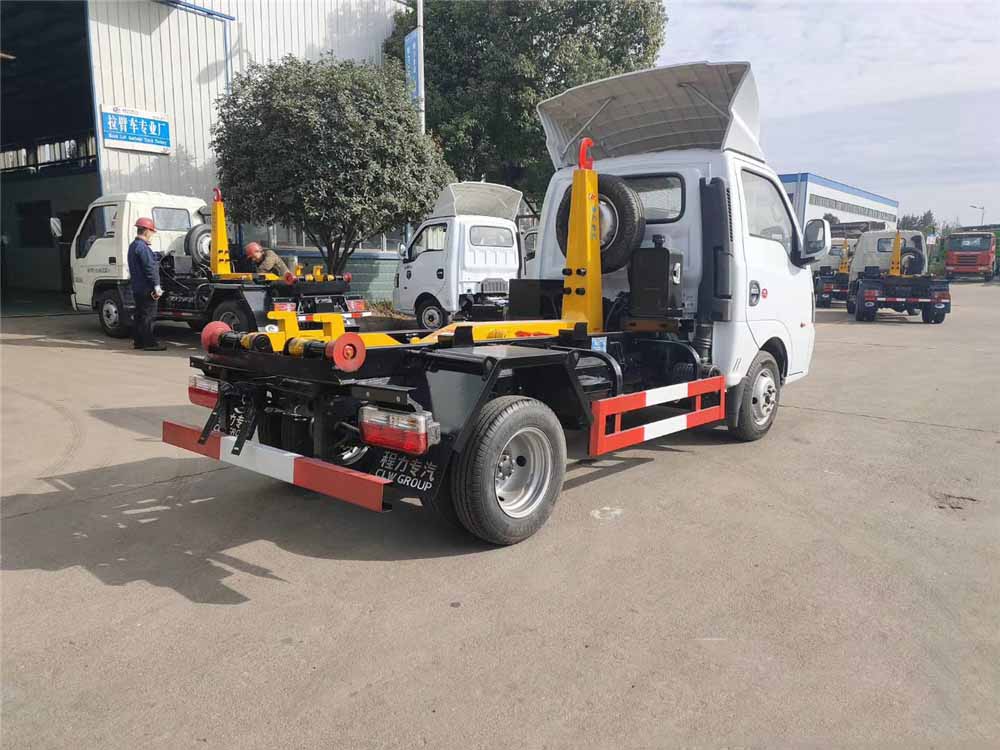 國六3-4方 藍牌東風途逸 勾臂垃圾車