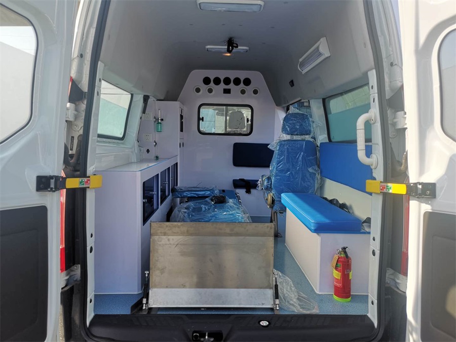 國六福特V362汽油版救護車