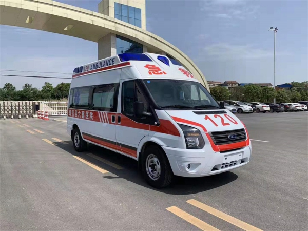 國六福特V348長軸高福星救護車