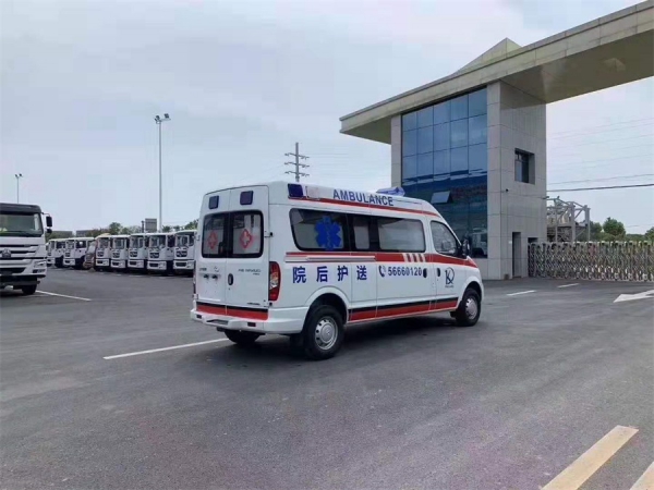 上汽大通長(zhǎng)軸中頂救護(hù)車(chē)