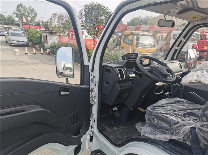 國(guó)六 躍進(jìn)3.26米柴油版冷藏車