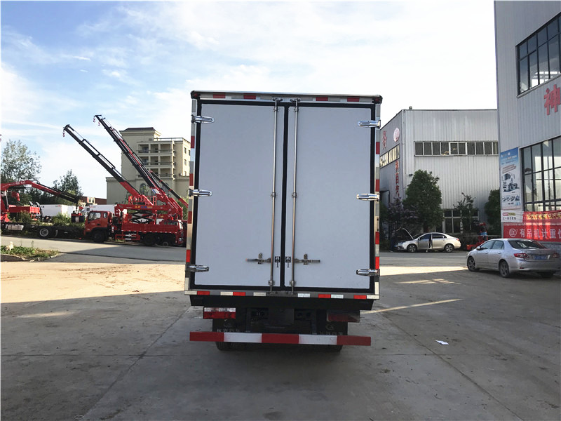 國(guó)六 江淮駿鈴V5,4.2米冷藏車